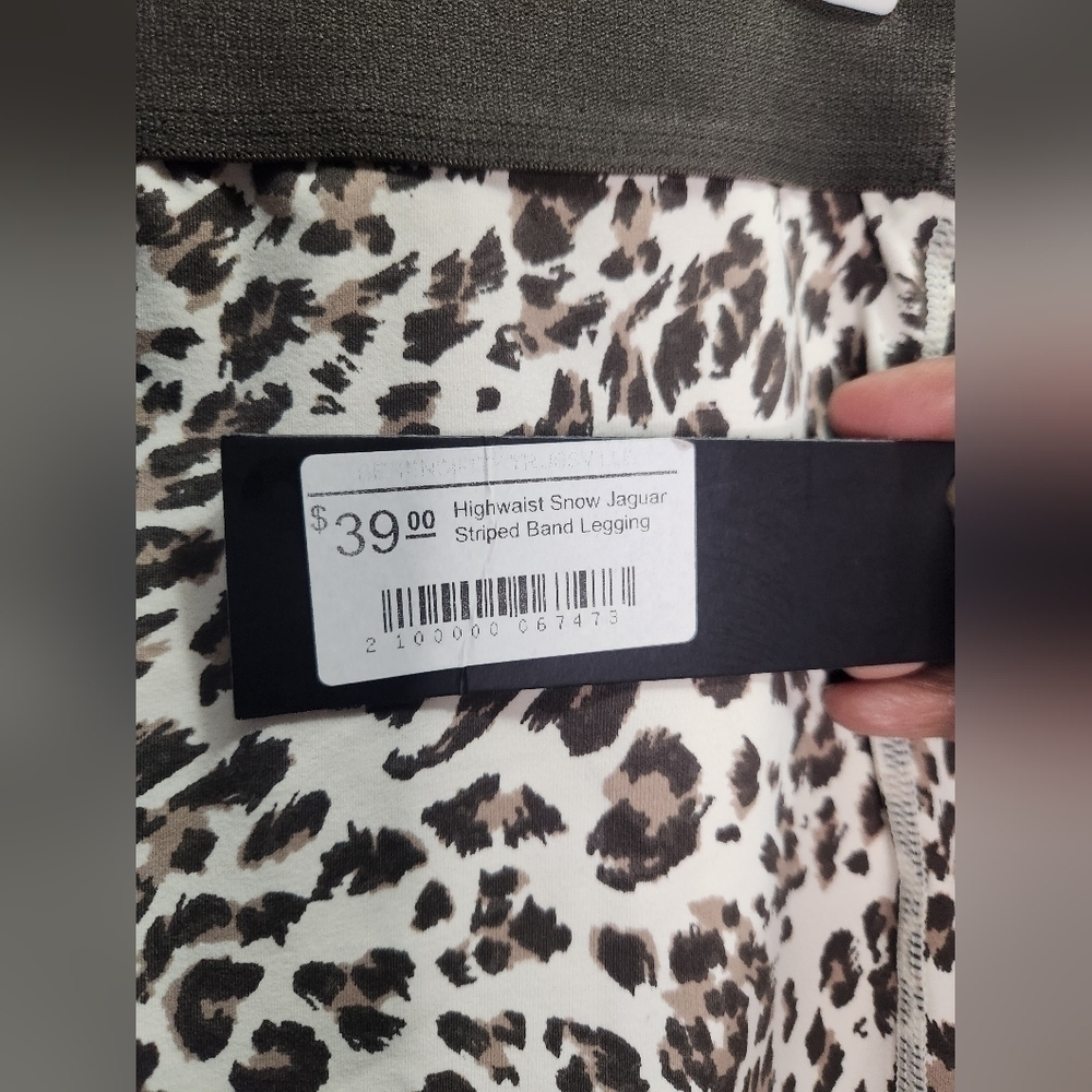 NWT Snow Jaguar Gold Stripe Band Highwaist Leggings APH2495 size medium - Picture 9 of 10
